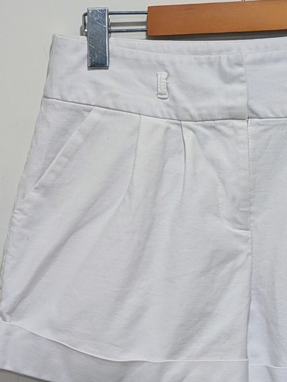 3/$30 EUC AHA Portugal 38 White Cotton Denim Cuff Shorts with Button Pockets - Picture 2 of 5